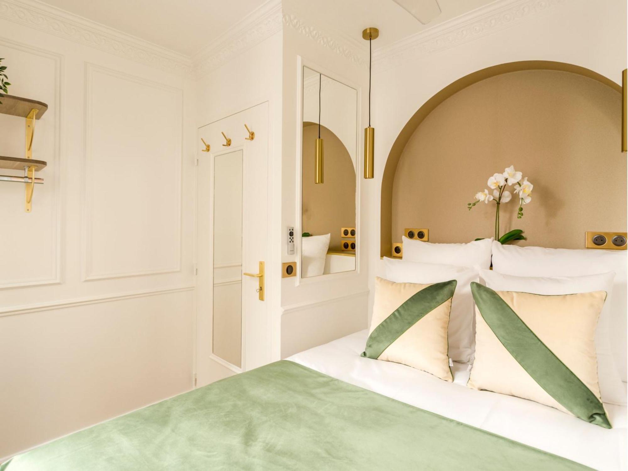 Merveil - Luxury - Marais - Poissonniere Apartment *